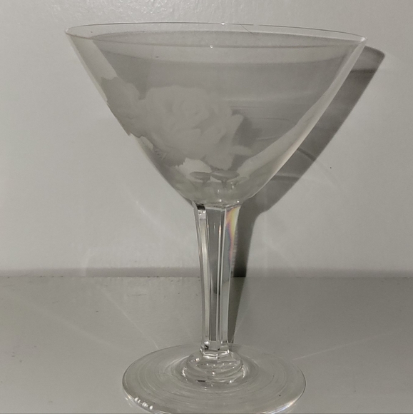 (4) Crystal Vintage Glasses Rose Etched Cordial Mini Tequila Glasses Set of 4 - Picture 3 of 6